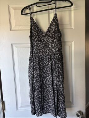 Black Floral V-Neck Spaghetti Strap Dress